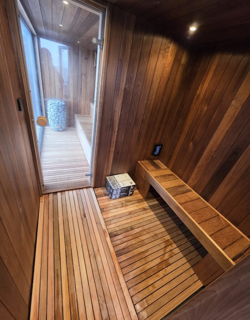 outdoor sauna 10