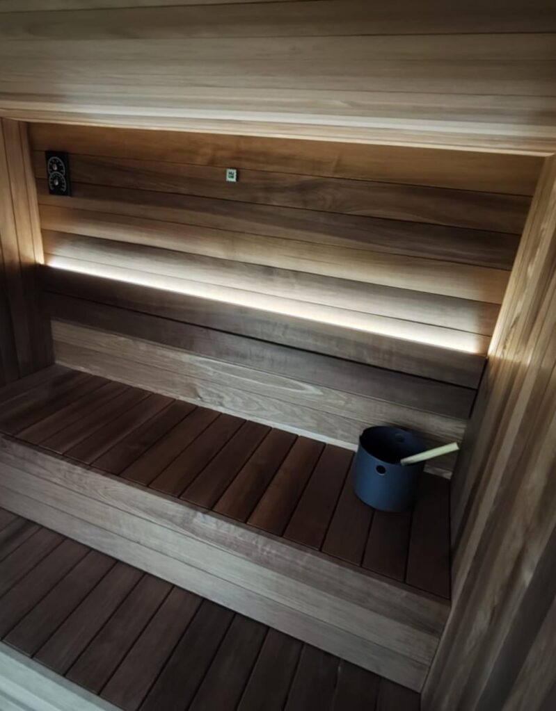 outdoor sauna 12